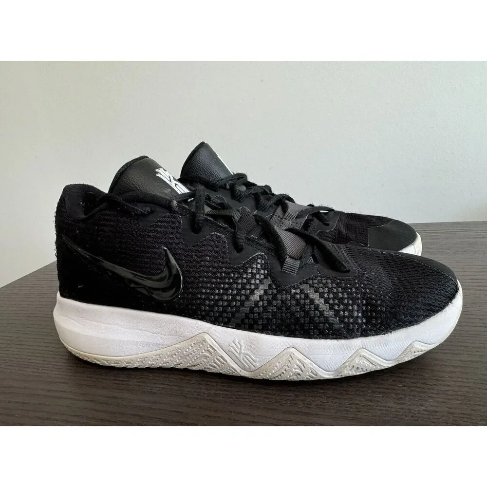 Nike Boys Kyrie Irving Flytrap Black White Size 6Y Basketball Shoes‎ Sneakers